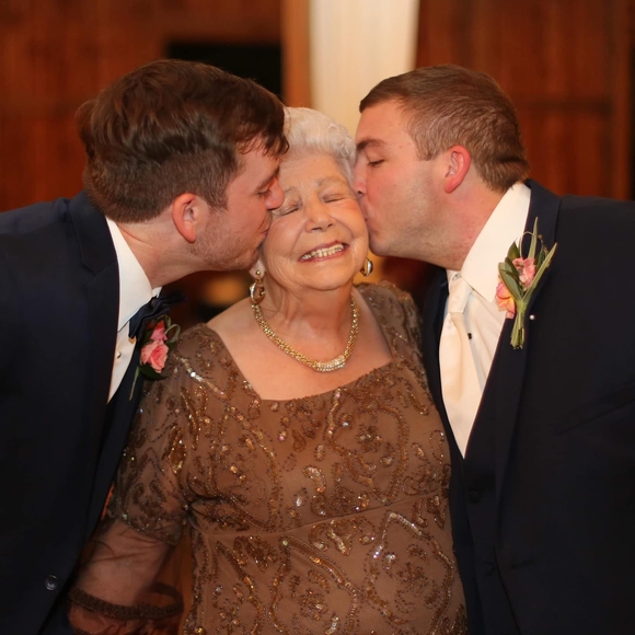 Meet your Posher, Chris - Picture 1 of 1